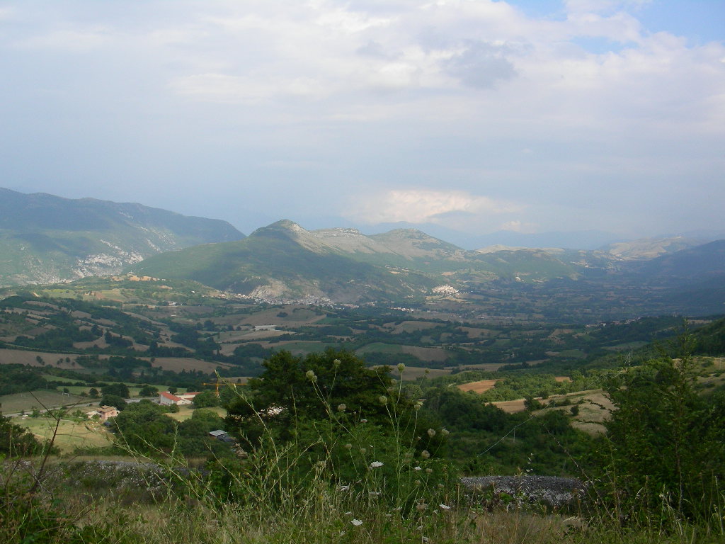 Valle Subequana ... e Castel Di Ieri  in Abruzzo